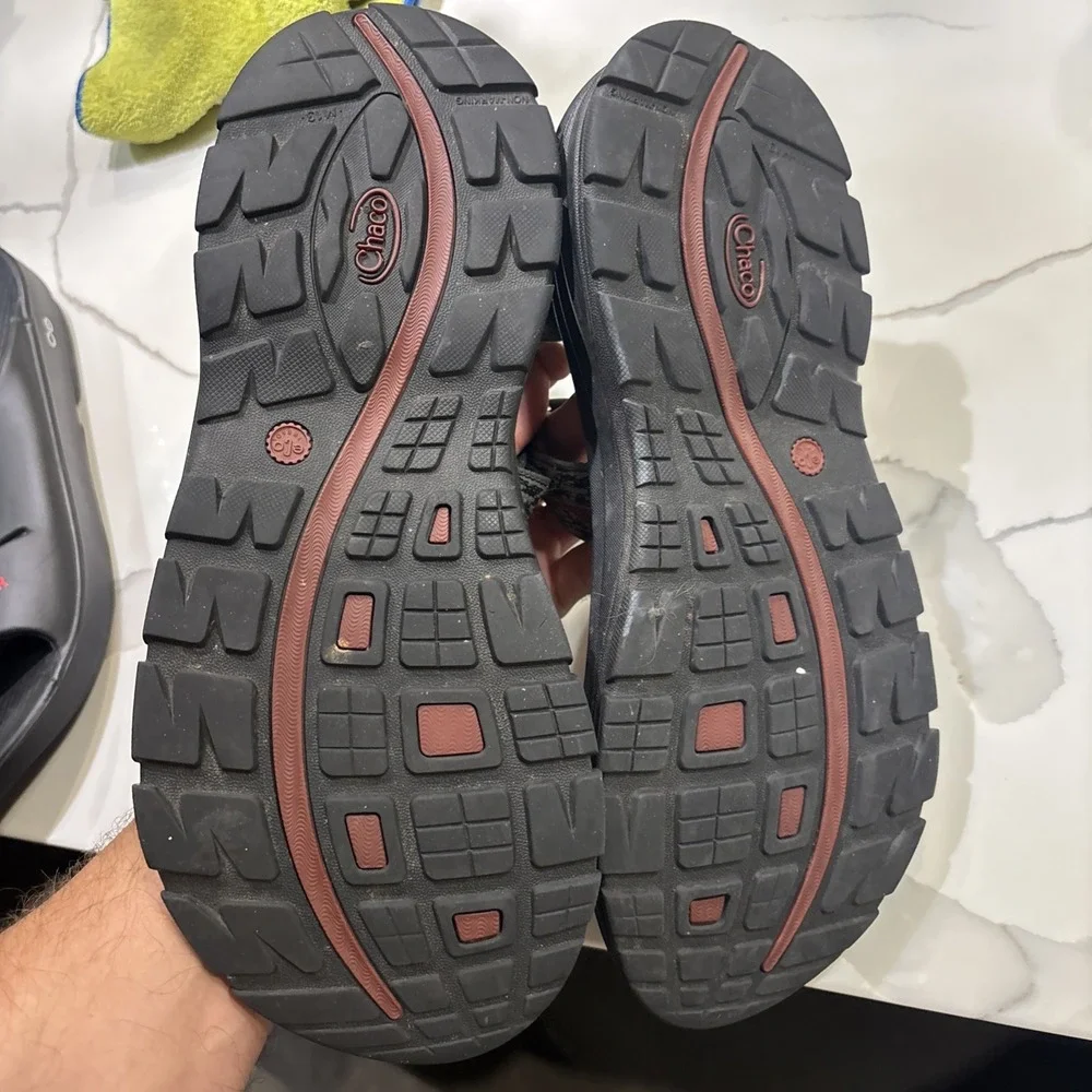 chaco zvolv 2 Size 13